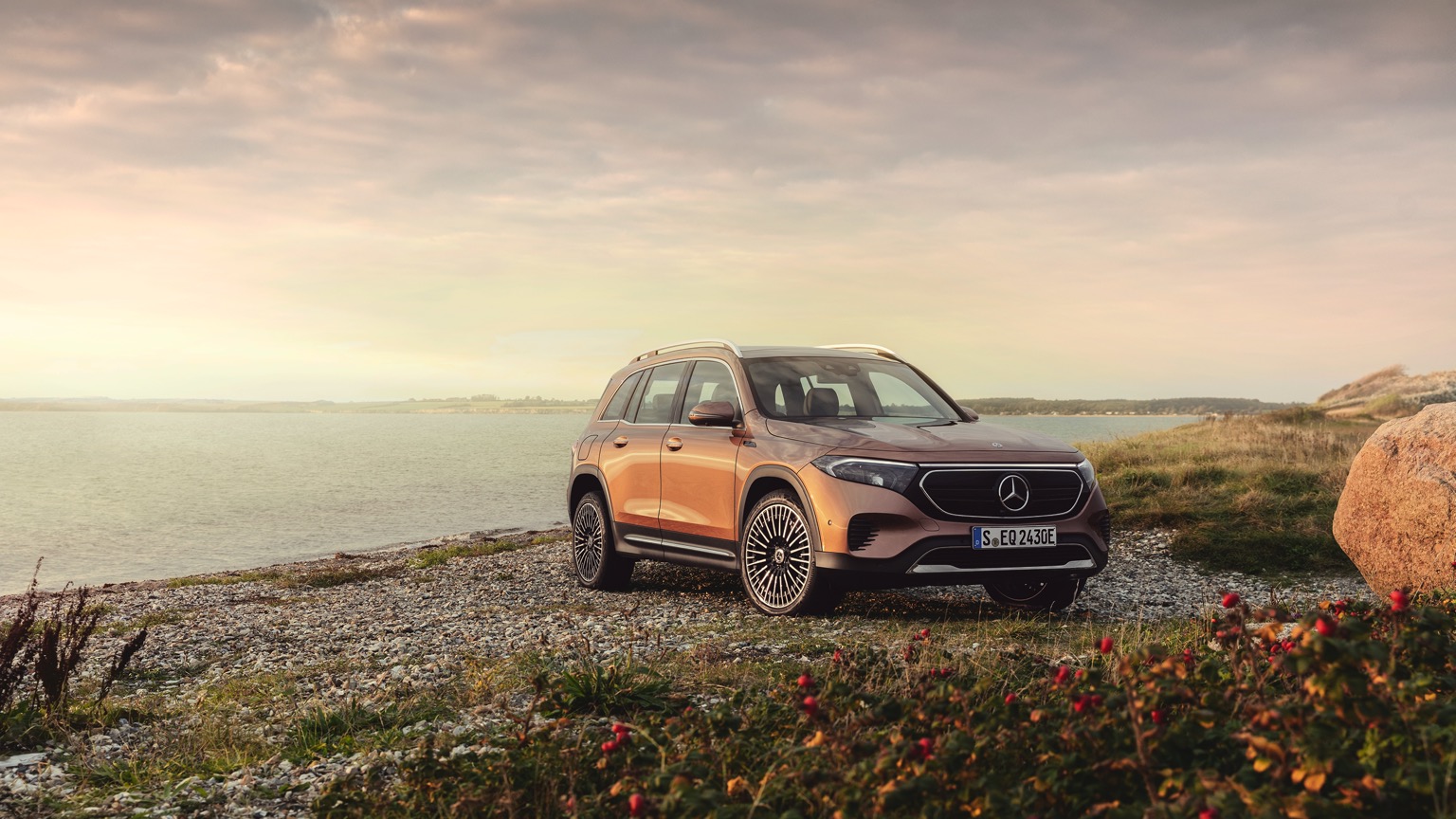 Mercedes_EQB-2