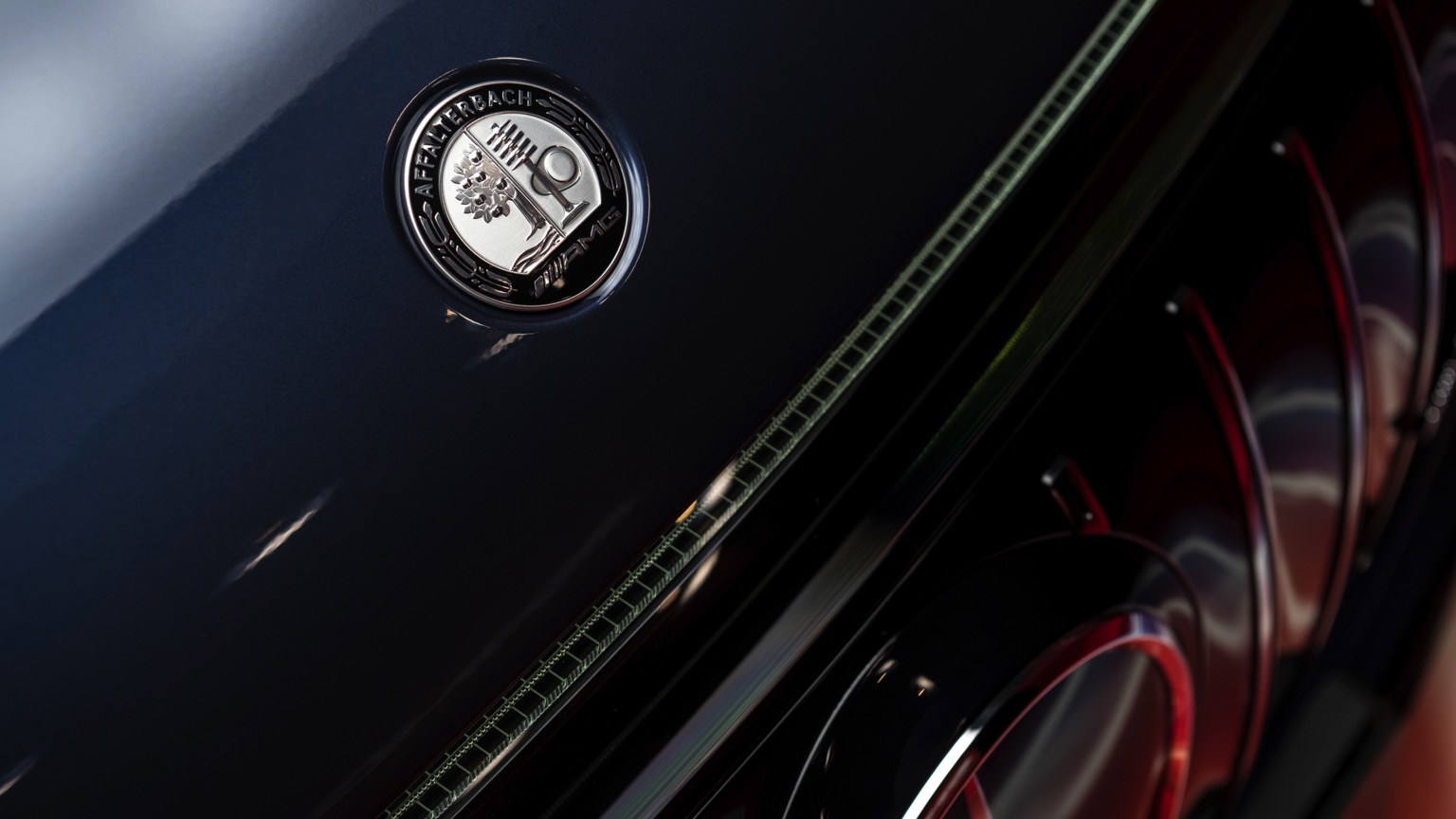 Mercedes_EQE_AMG_SUV-33