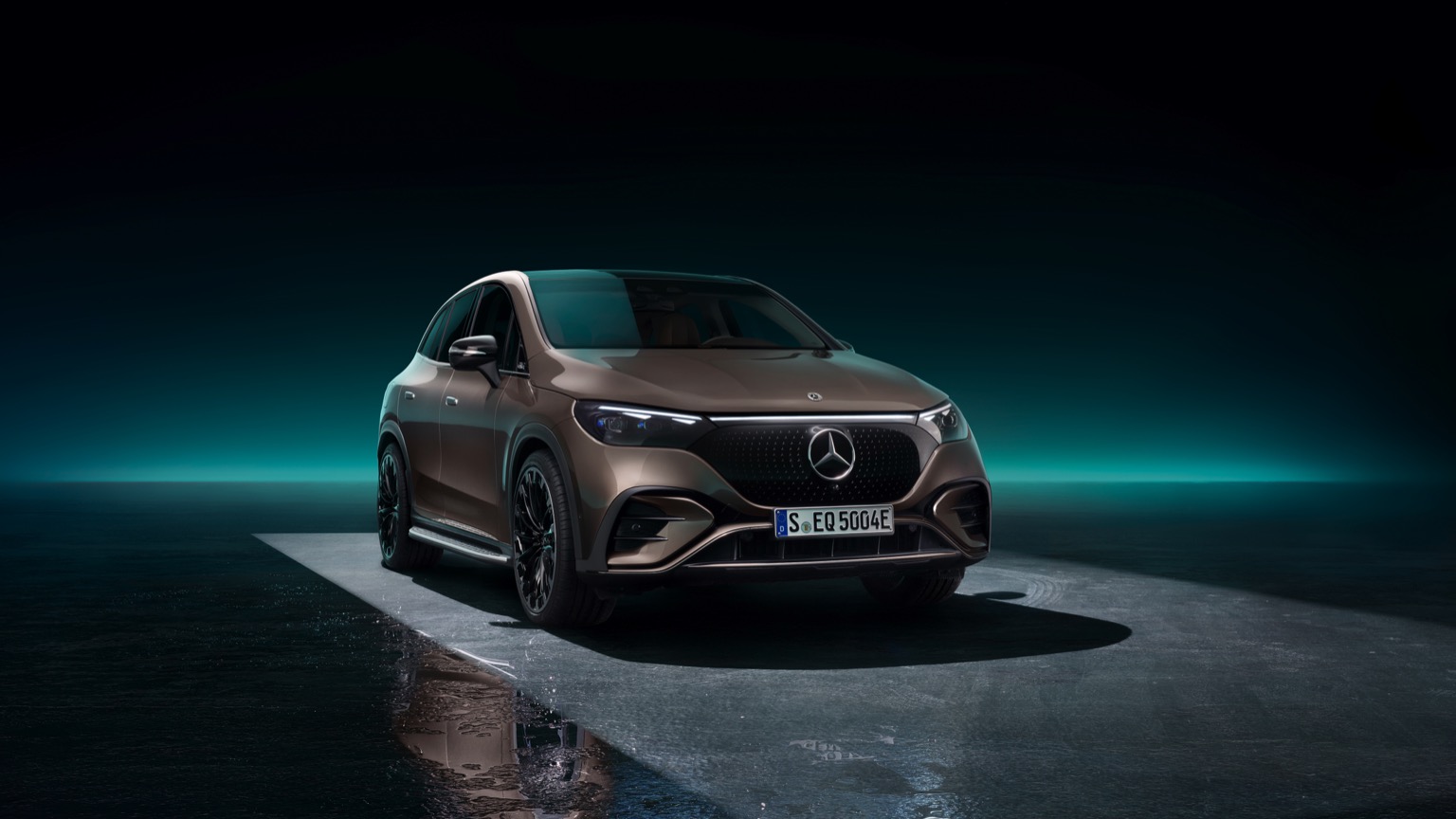 Mercedes_EQE_SUV-26