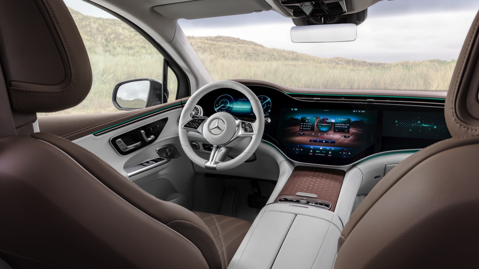 Mercedes_EQE_SUV-35