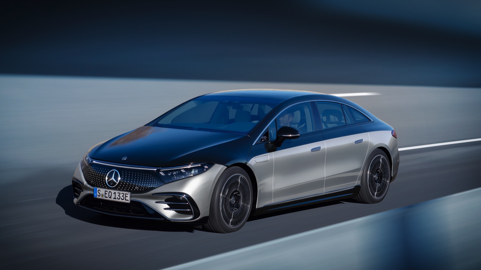 Mercedes_EQS_2021-1