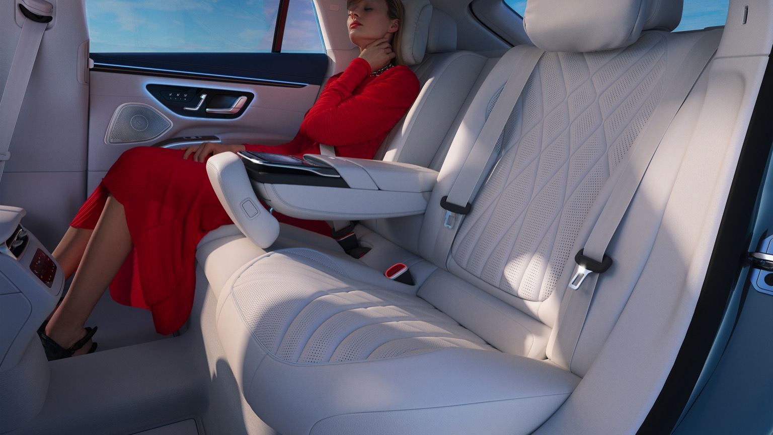 Mercedes_EQS_2021-23