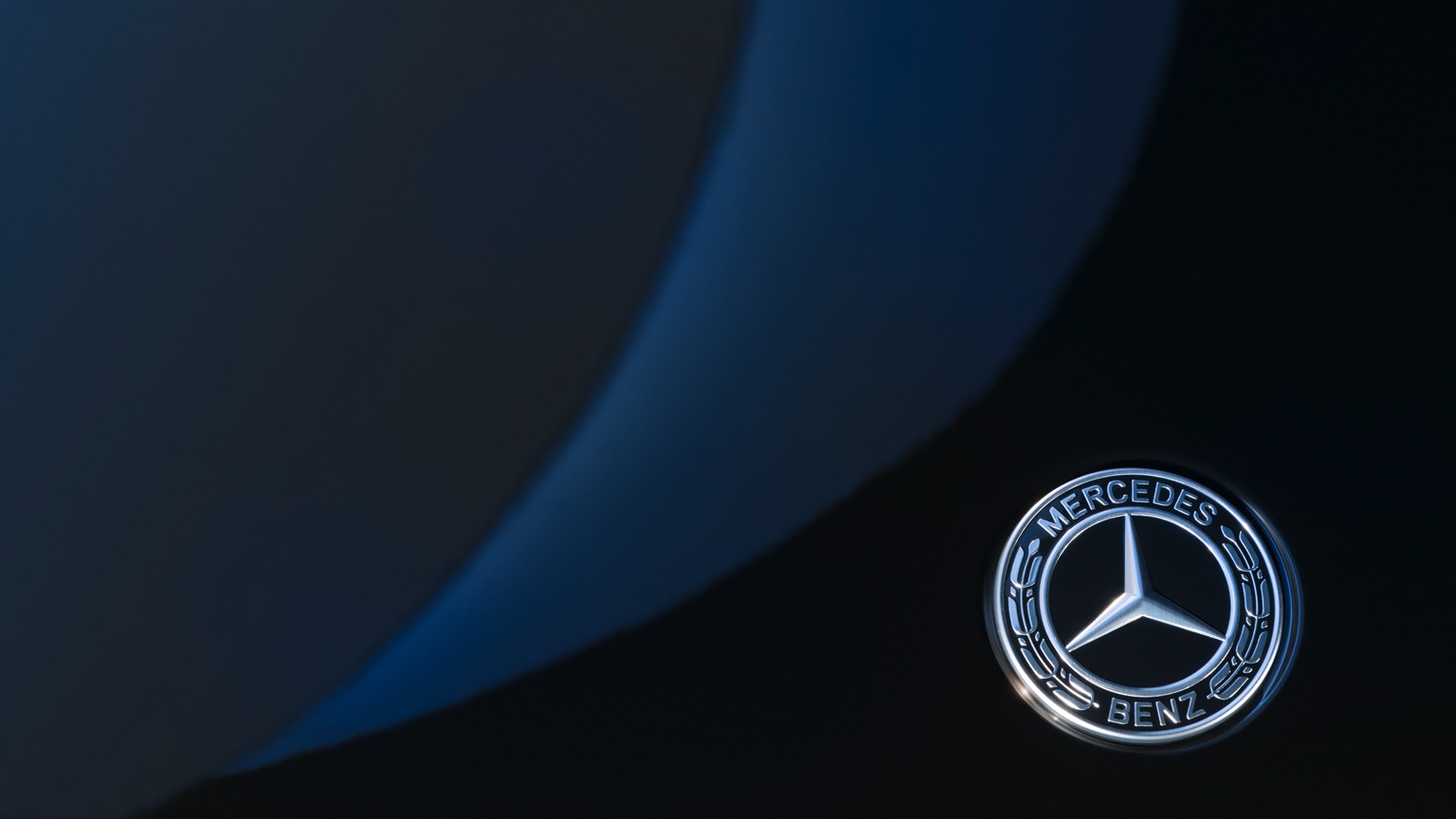 Mercedes_EQS_2021-29