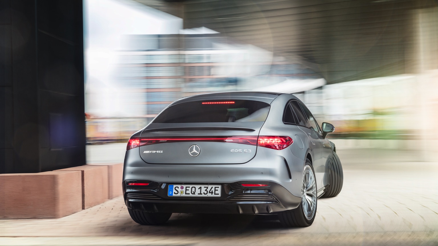 Mercedes_EQS_AMG_2021-7