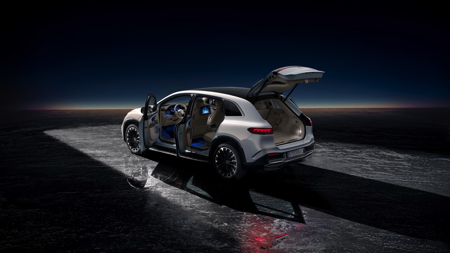 Mercedes_EQS_SUV_2022-33