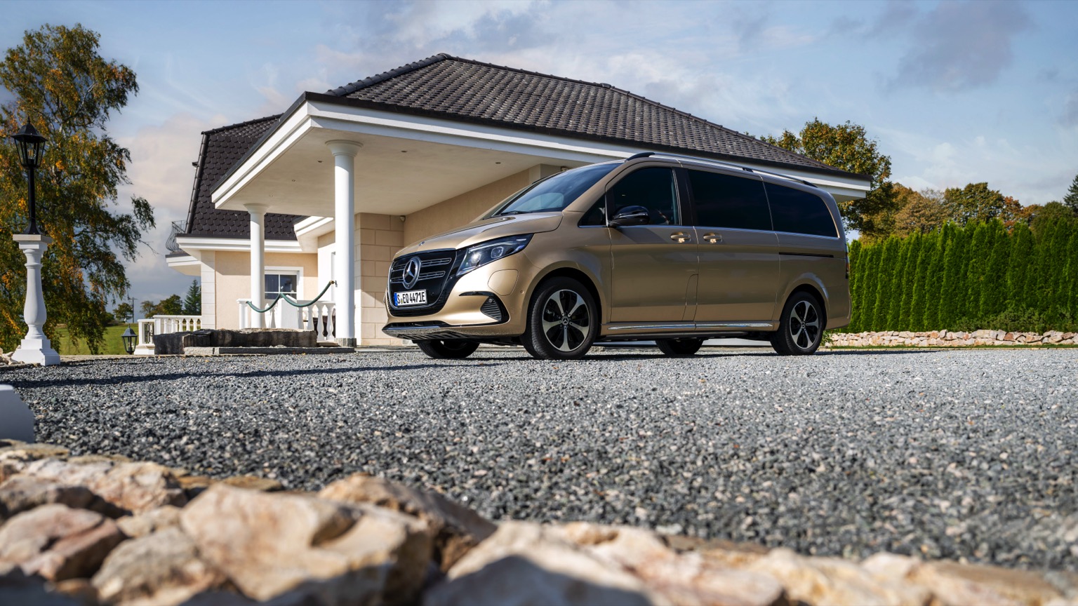Mercedes_EQV_2024-4