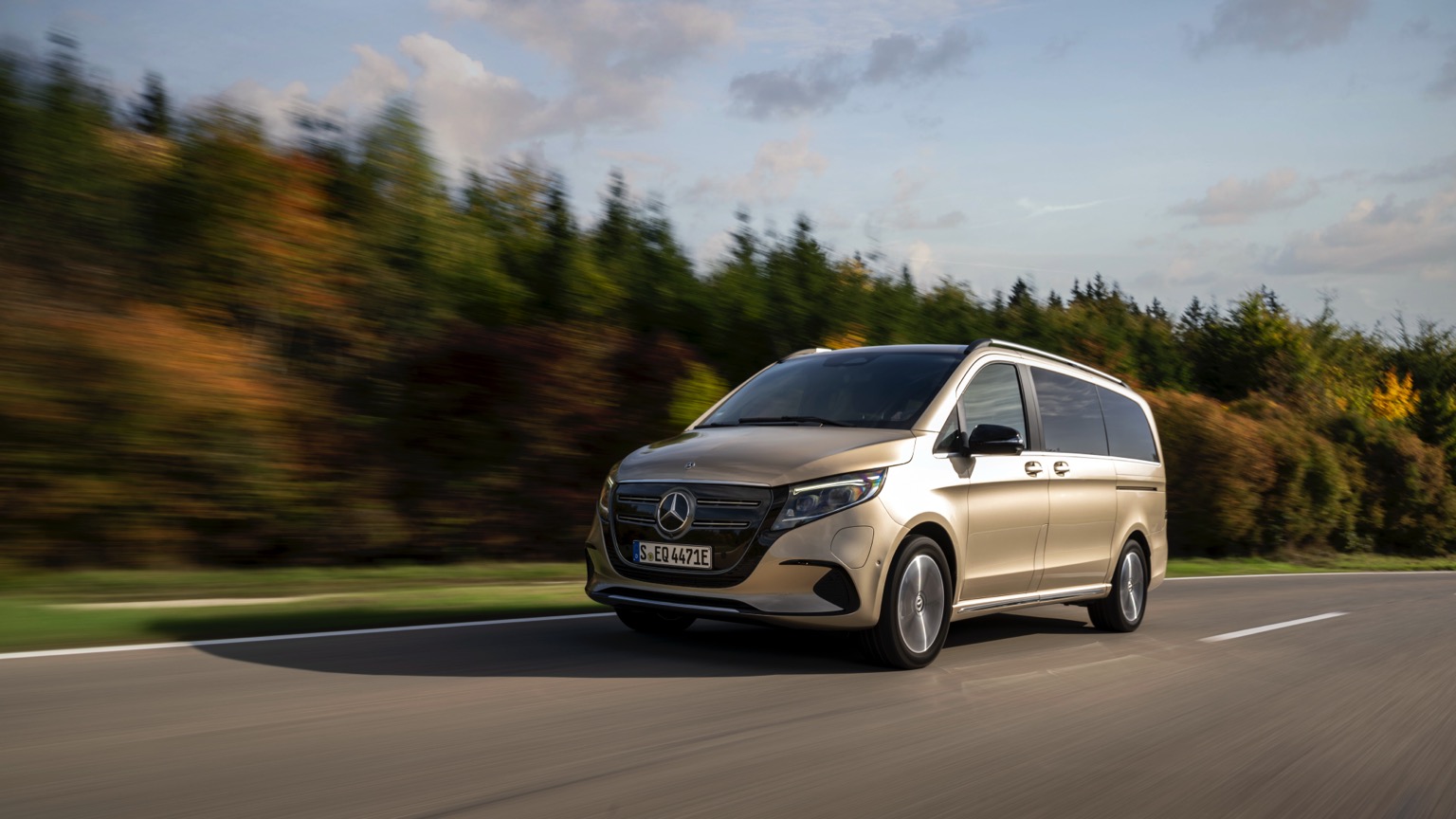 Mercedes_EQV_2024-6