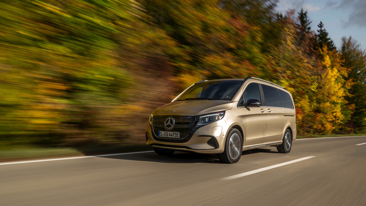 Mercedes_EQV_2024-7
