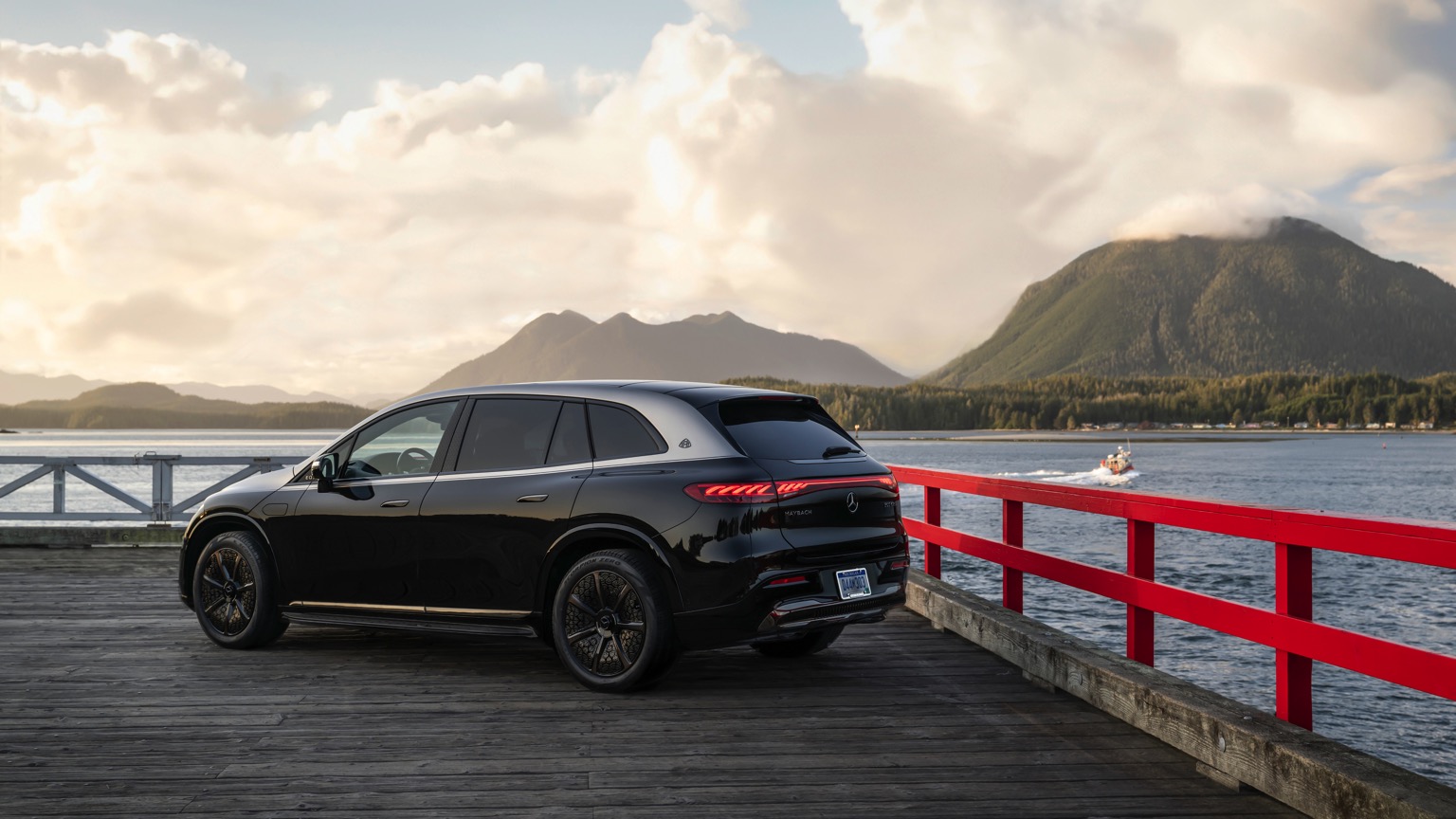 Mercedes_Maybach_EQS_SUV_2024-8