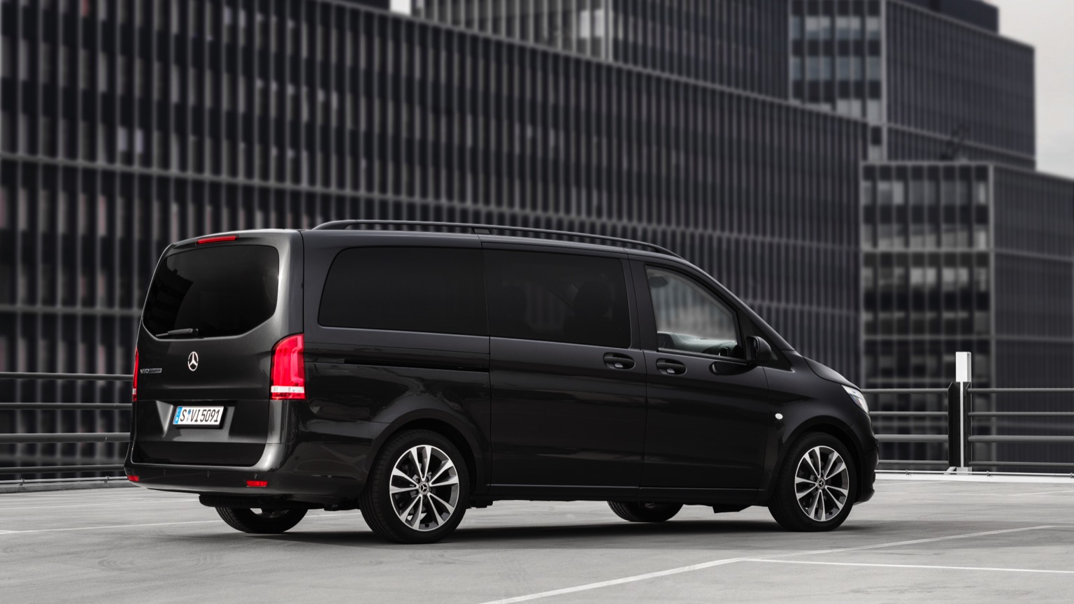 Mercedes_eVito_2019-2