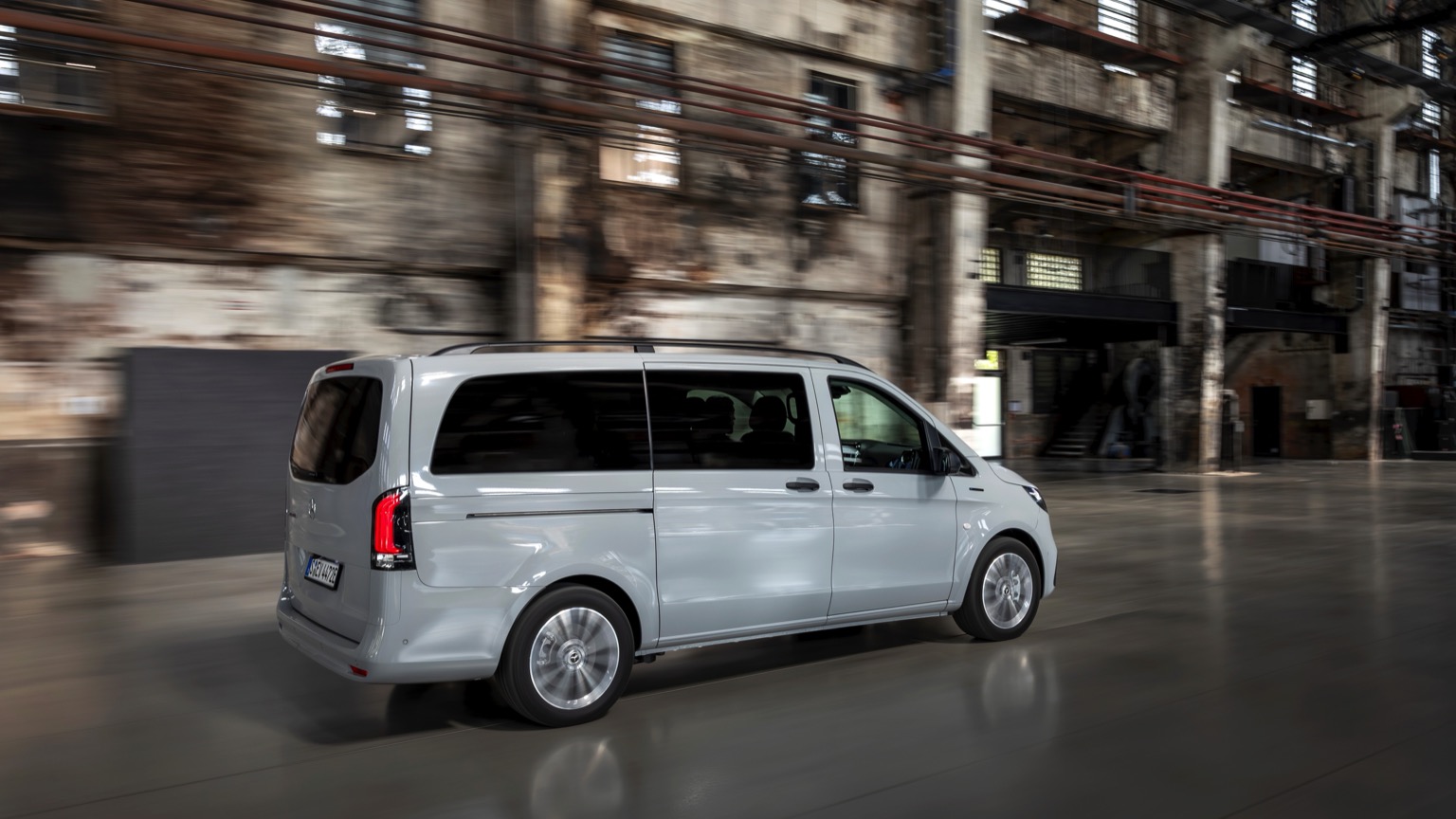 Mercedes_eVito_2024-2