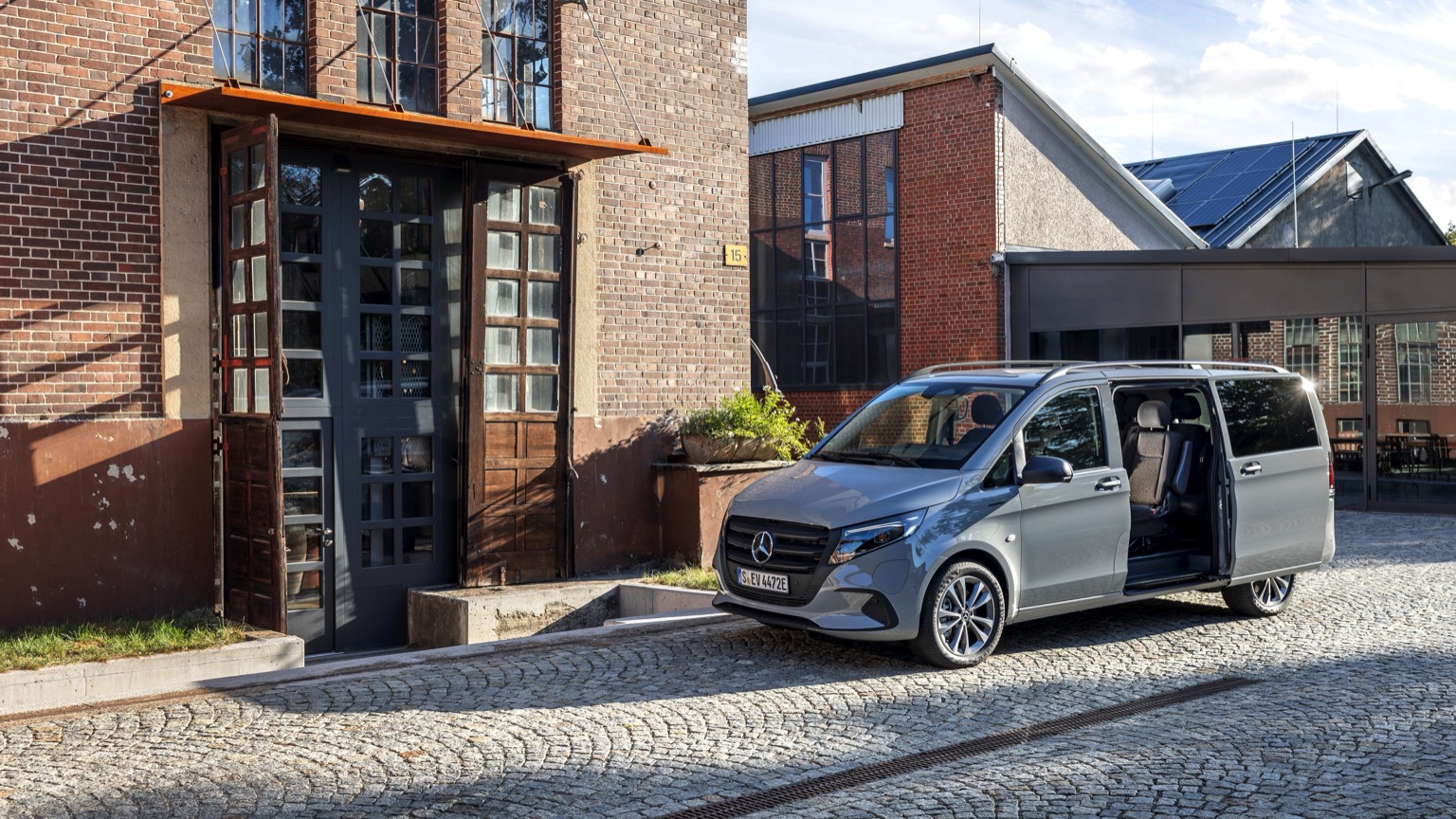 Mercedes_eVito_2024-4
