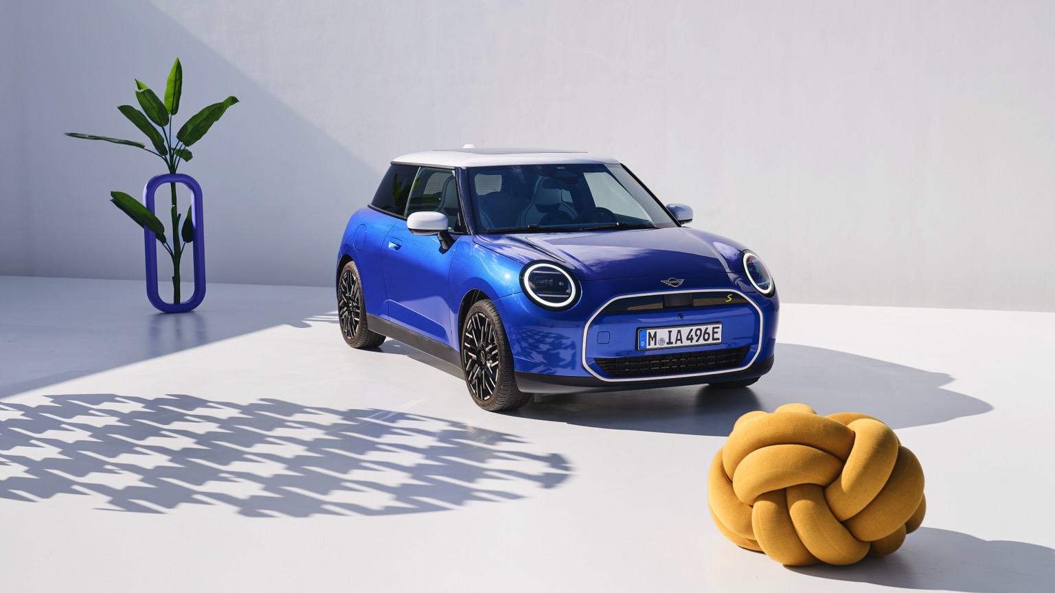 Mini_Cooper_Electric_2024-13
