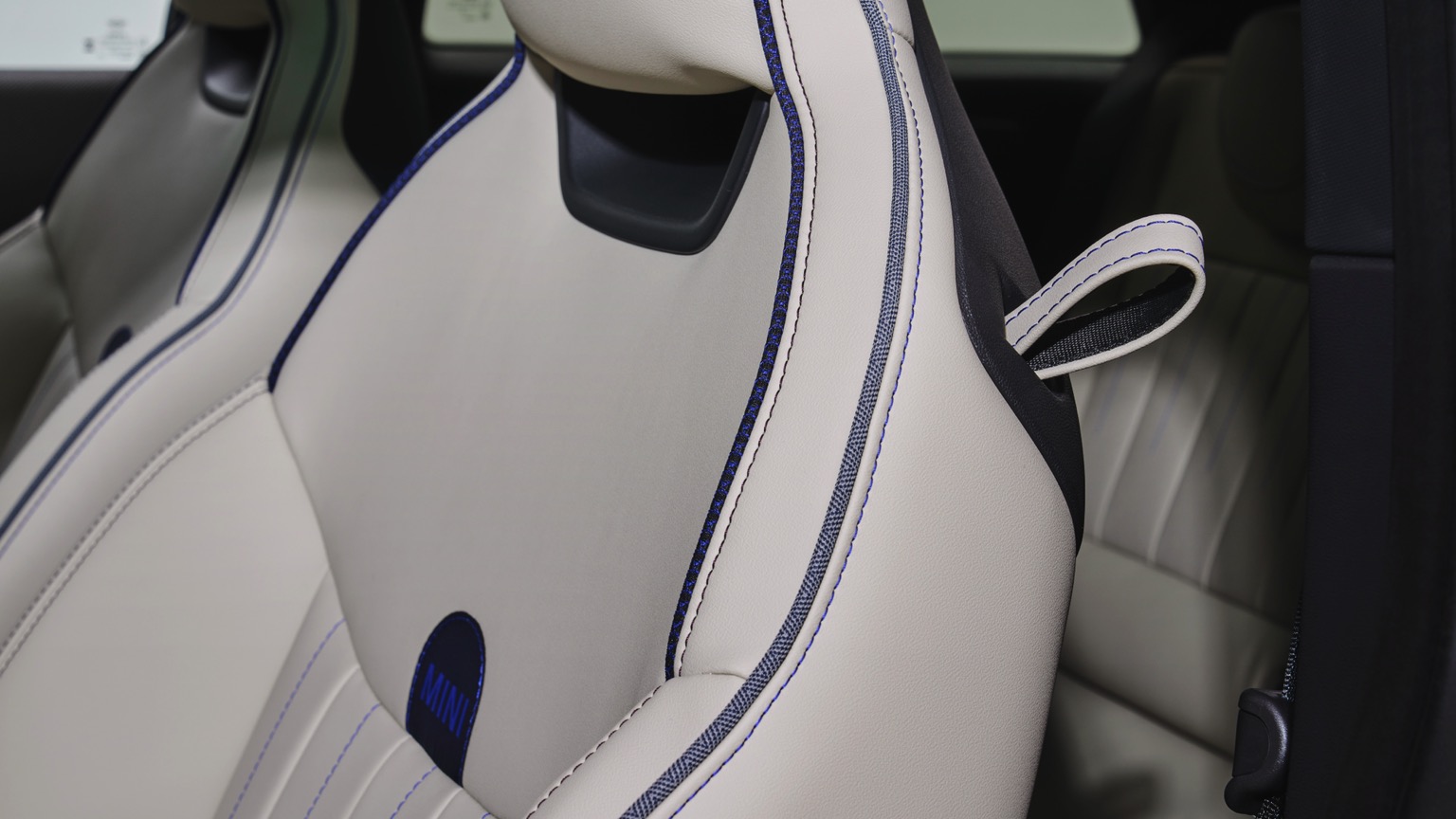 Mini_Cooper_Electric_2024-25