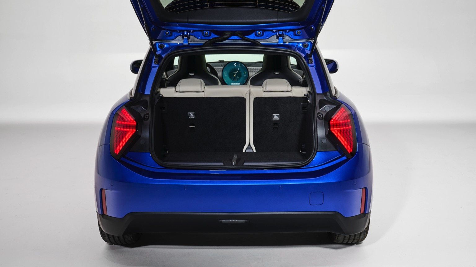 Mini_Cooper_Electric_2024-37