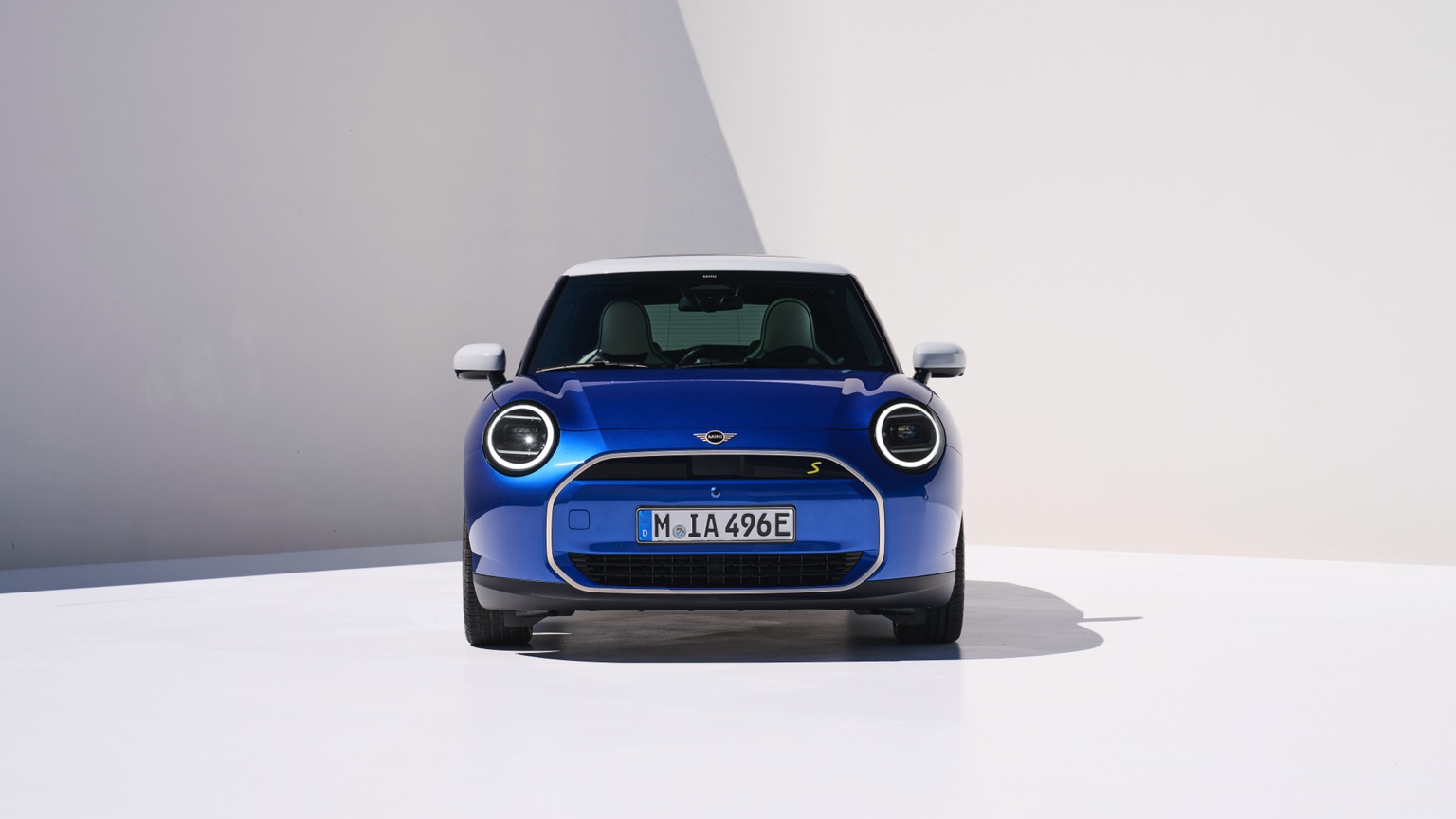 Mini_Cooper_Electric_2024-4