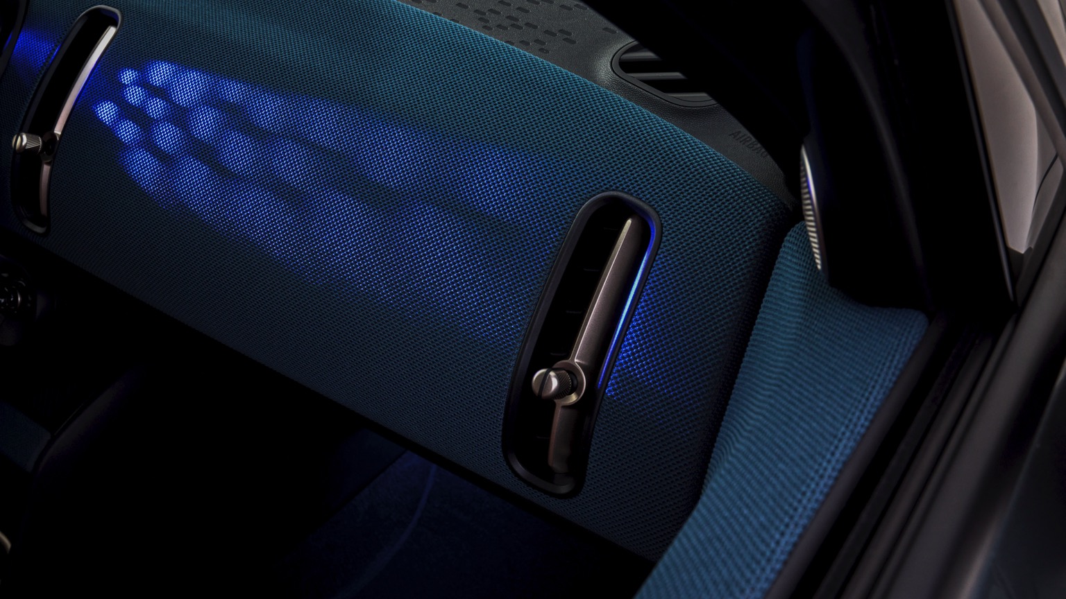 Mini_Countryman_2024-28