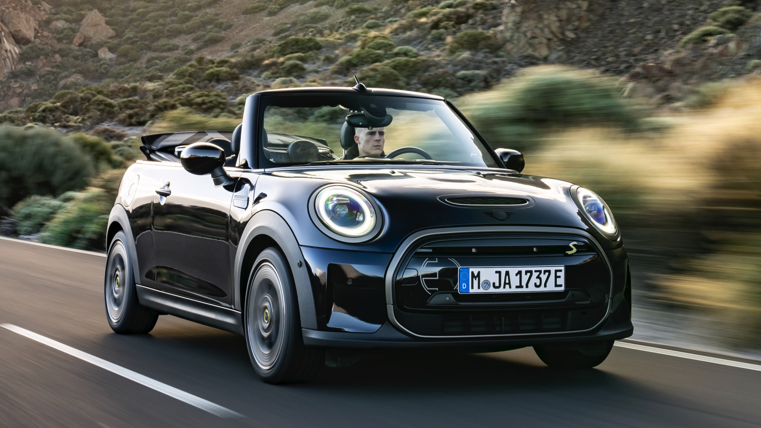 Mini_Electric_Convertible-1