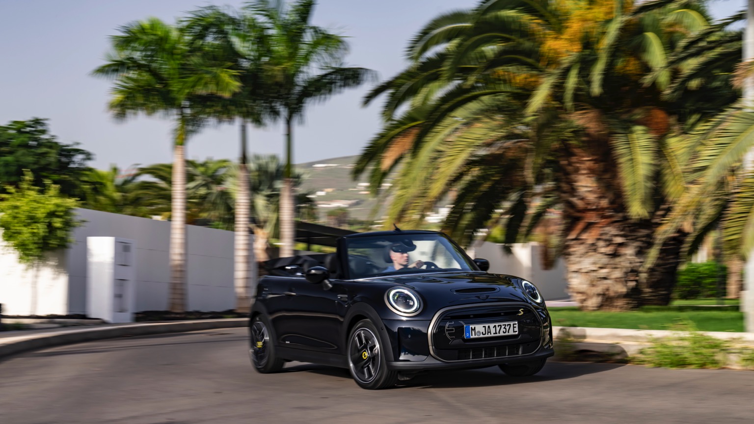 Mini_Electric_Convertible-10