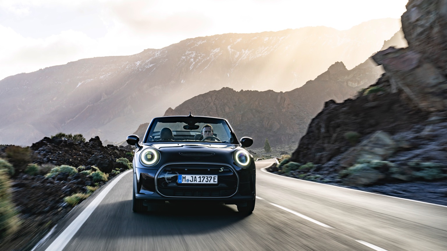 Mini_Electric_Convertible-2
