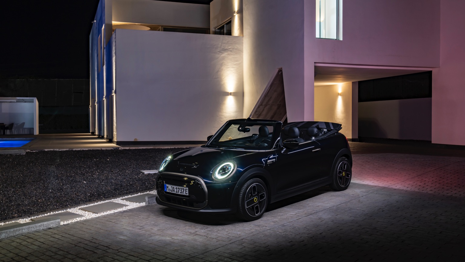 Mini_Electric_Convertible-20