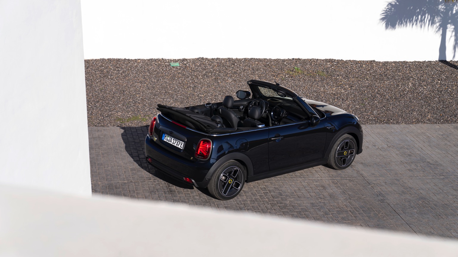 Mini_Electric_Convertible-25