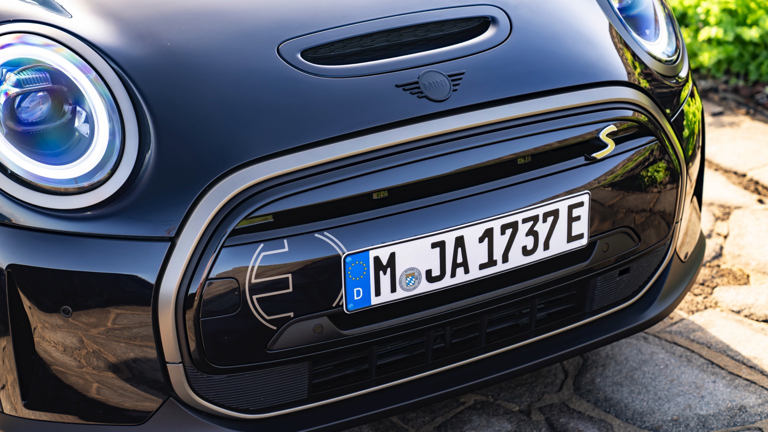 Mini_Electric_Convertible-36