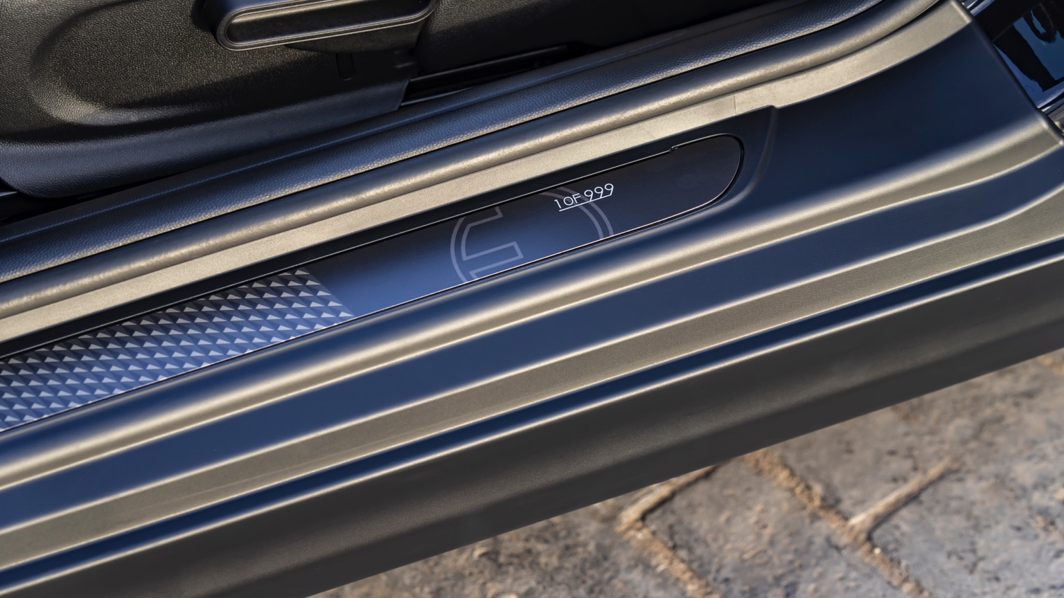 Mini_Electric_Convertible-44