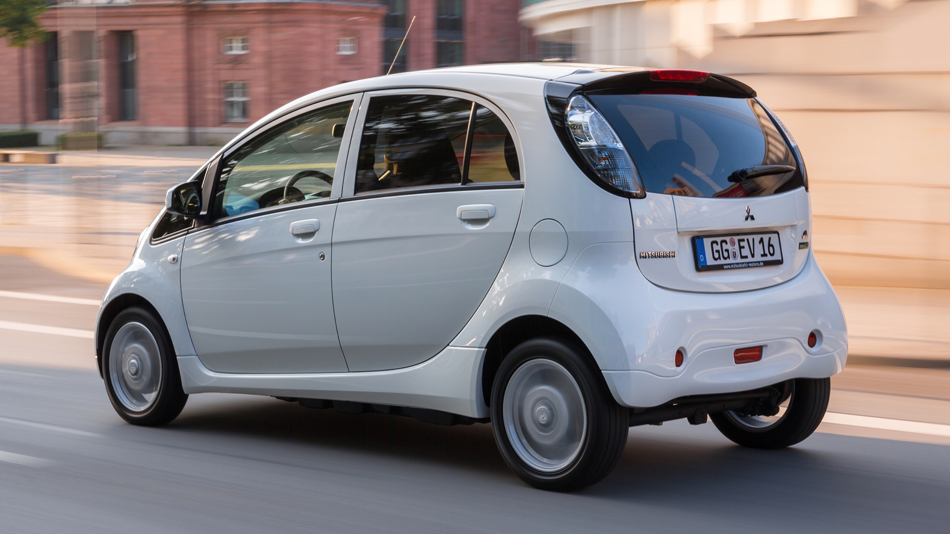 Mitsubishi_i-MiEV-6