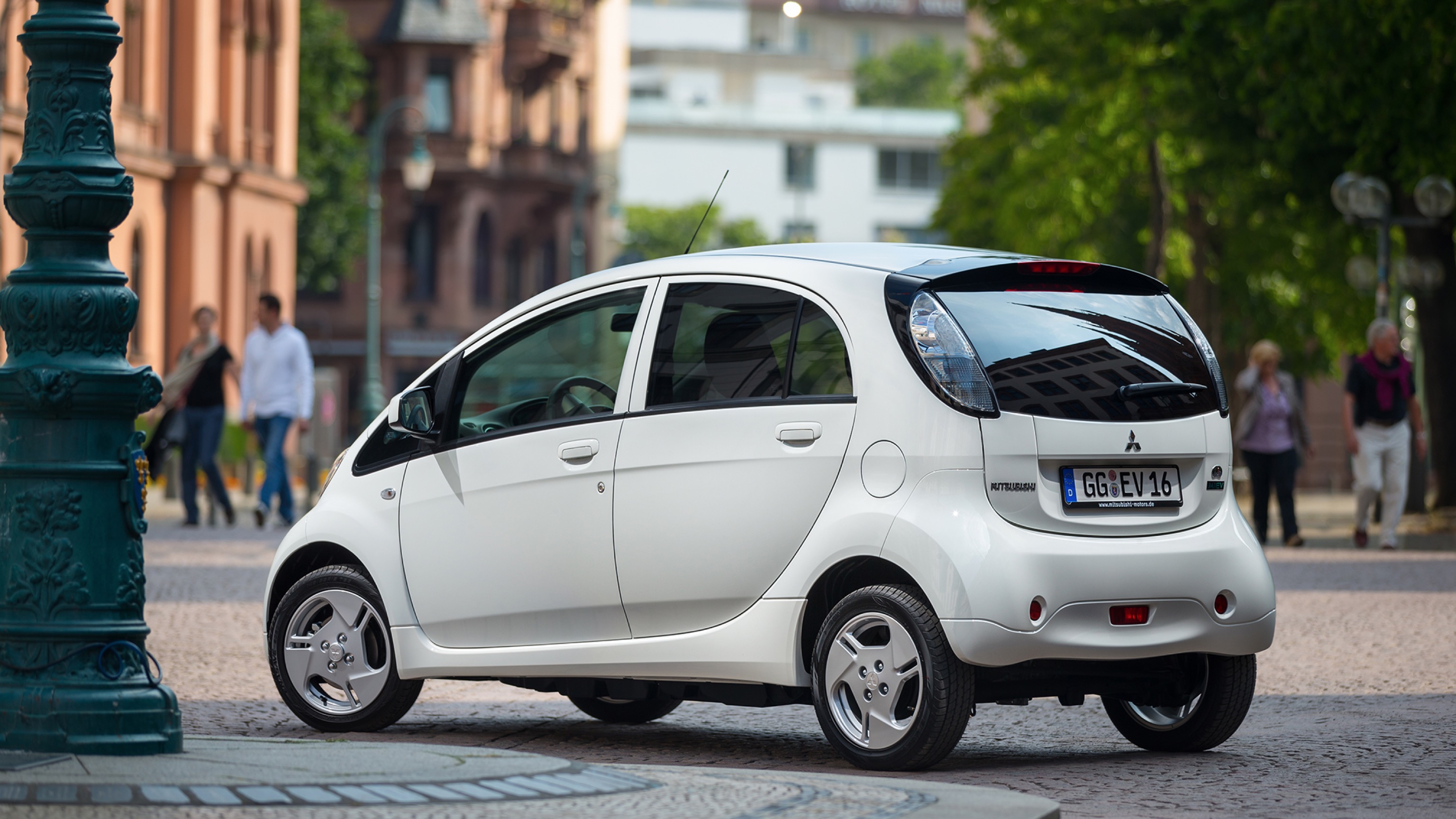 Mitsubishi_i-MiEV-8