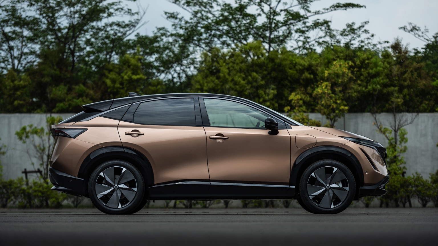Nissan_Ariya-6