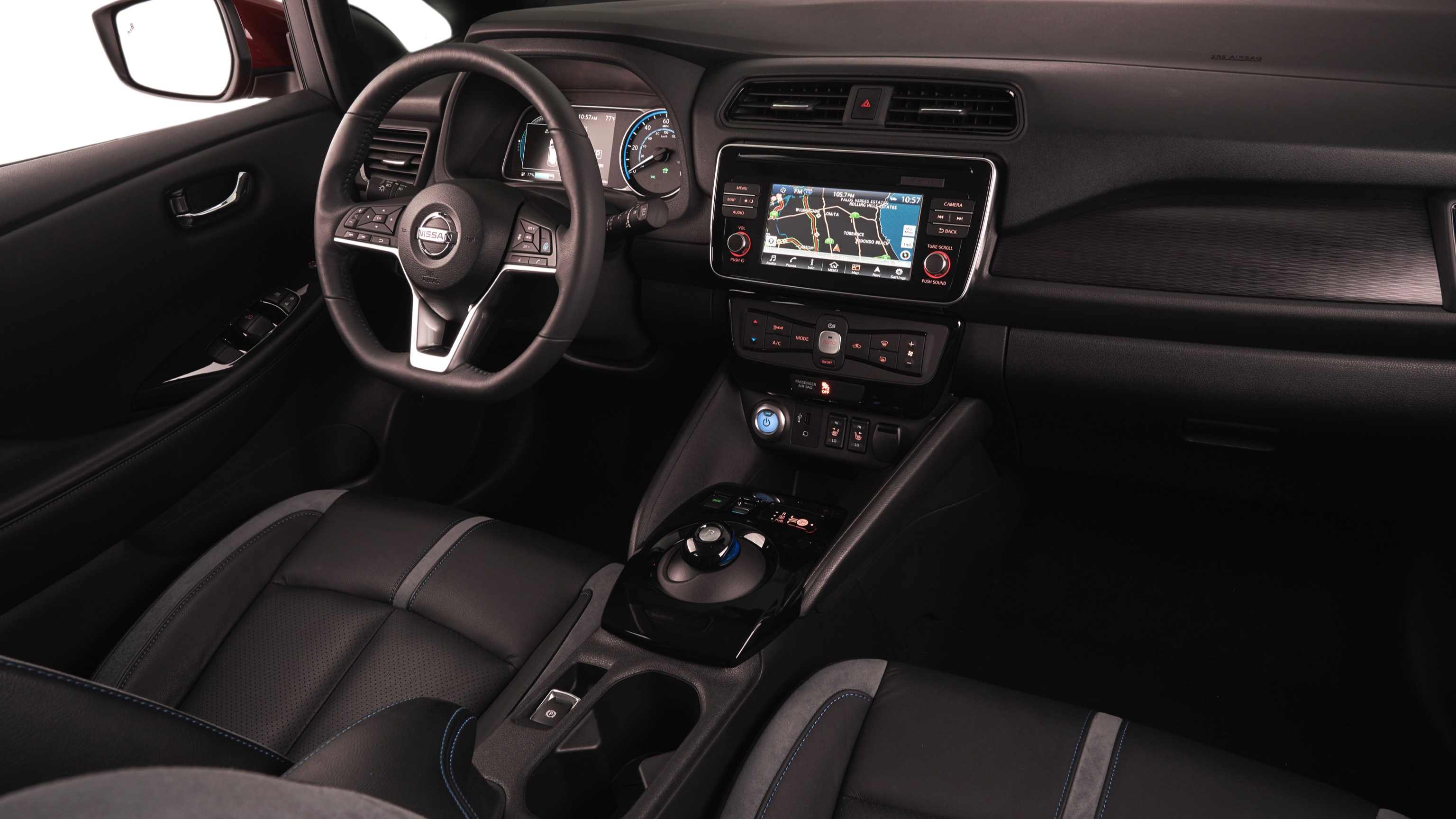 Nissan_Leaf_2018-18