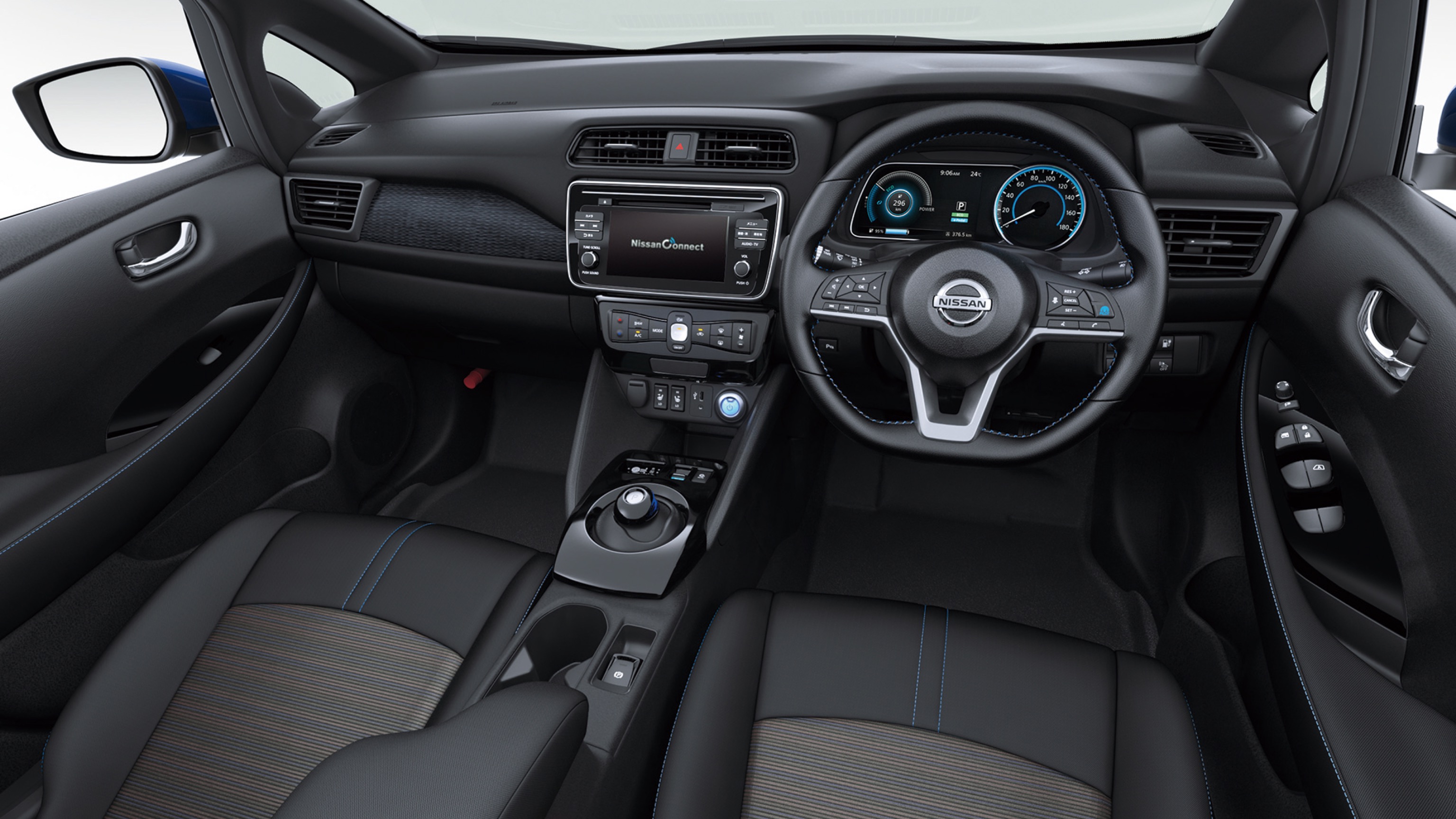 Nissan_Leaf_2018-26