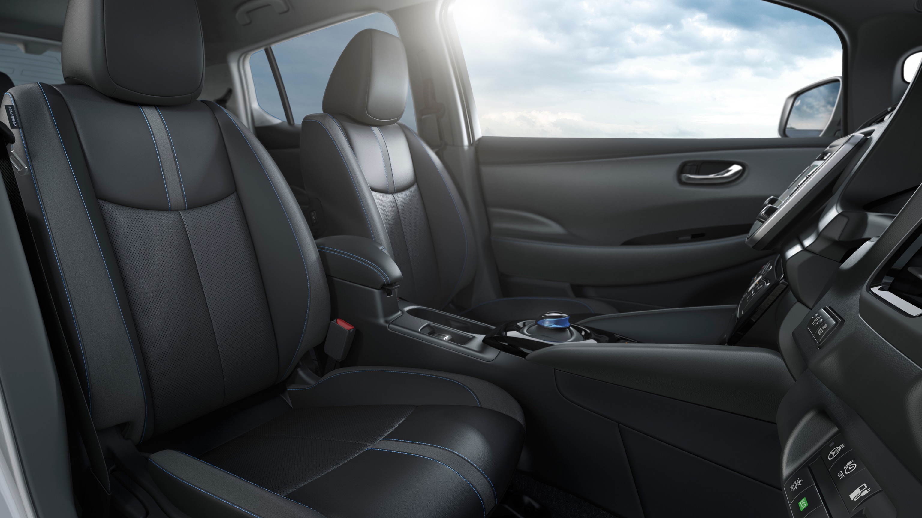 Nissan_Leaf_2018-32