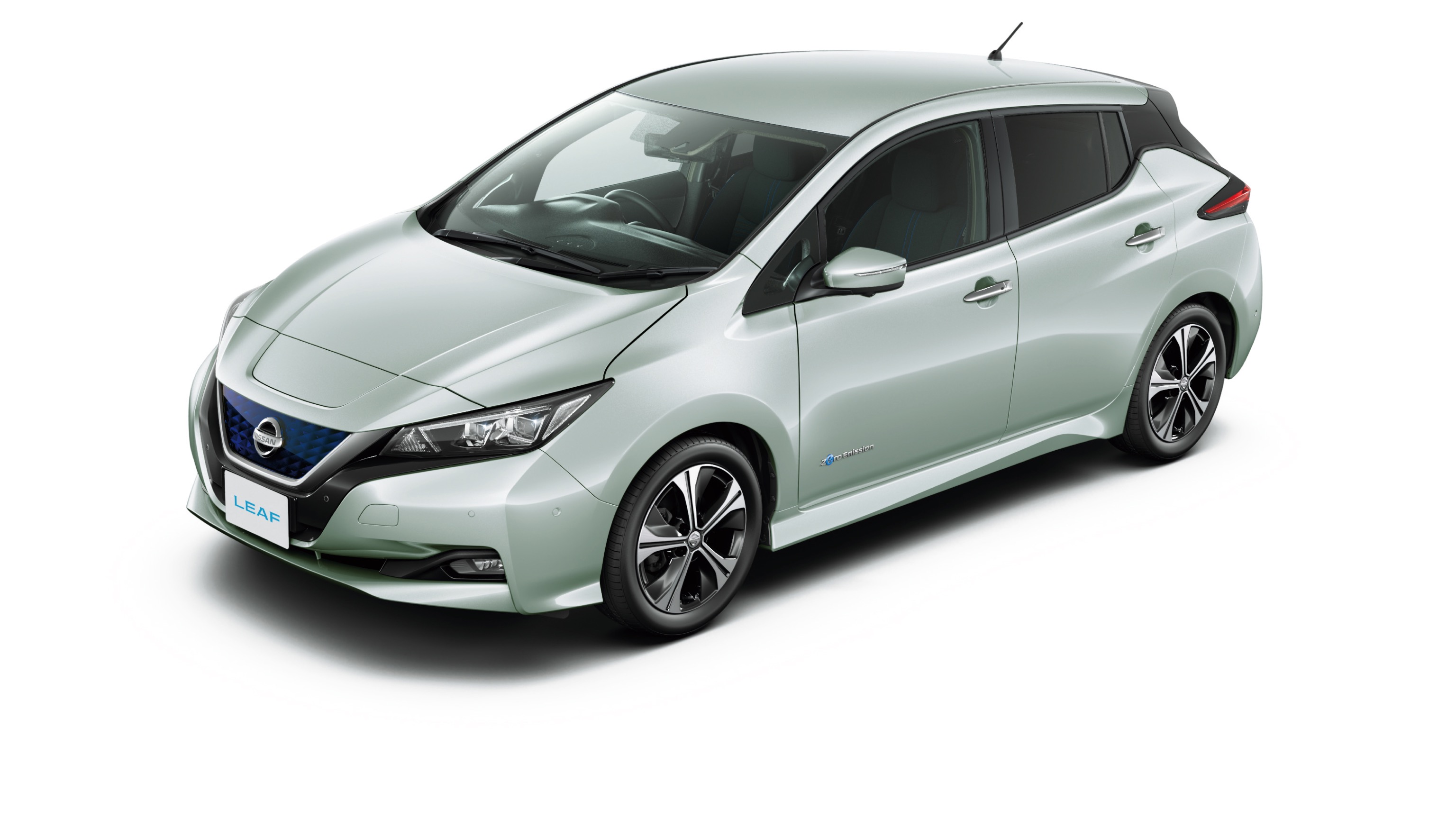 Nissan_Leaf_2018-39