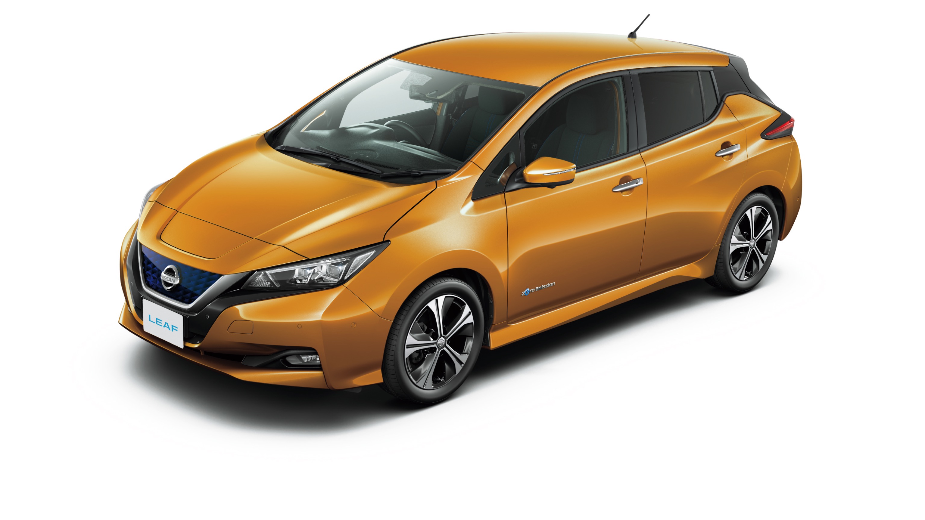 Nissan_Leaf_2018-41