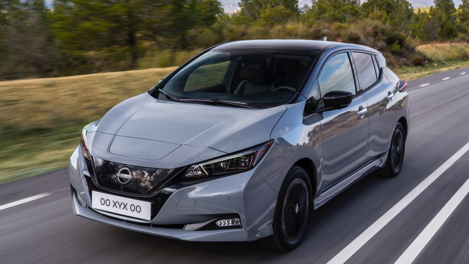 Nissan_Leaf_2022-1
