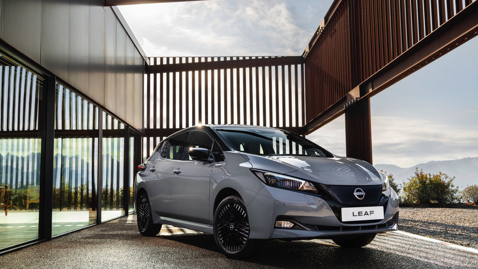 Nissan_Leaf_2022-15