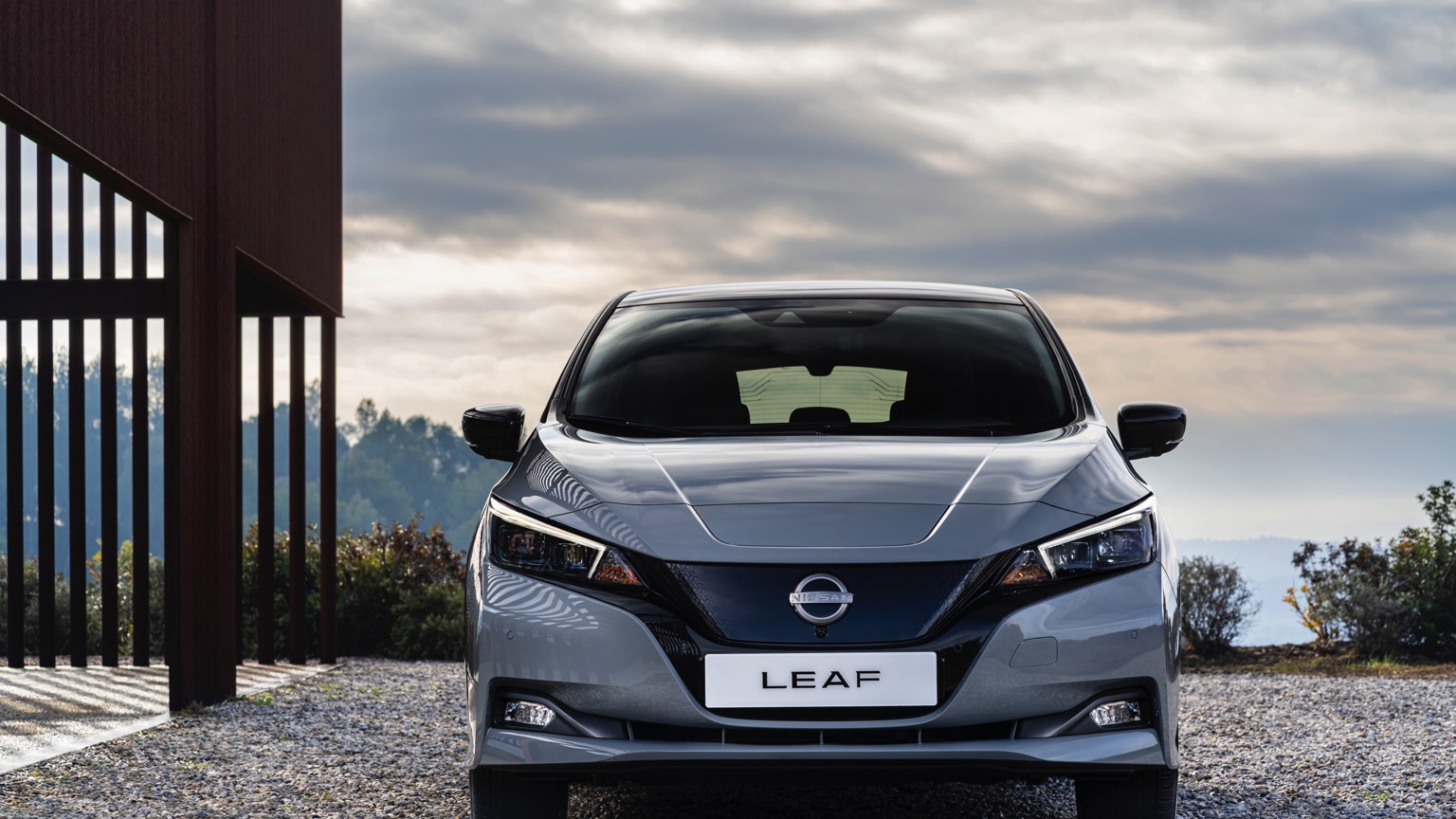 Nissan_Leaf_2022-16