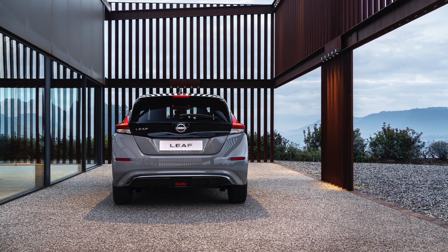 Nissan_Leaf_2022-7