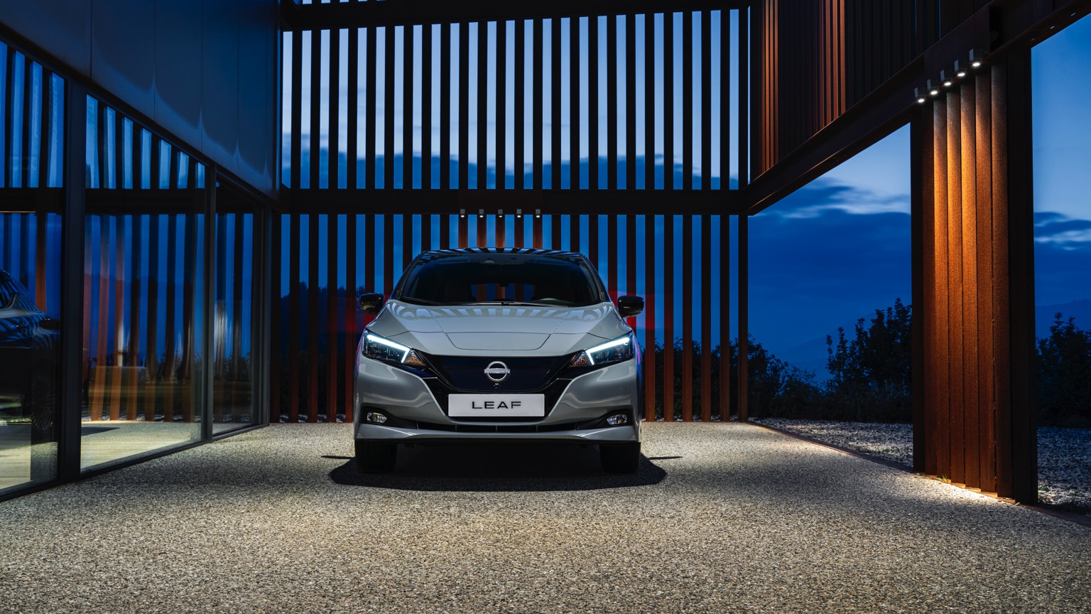 Nissan_Leaf_2022-9