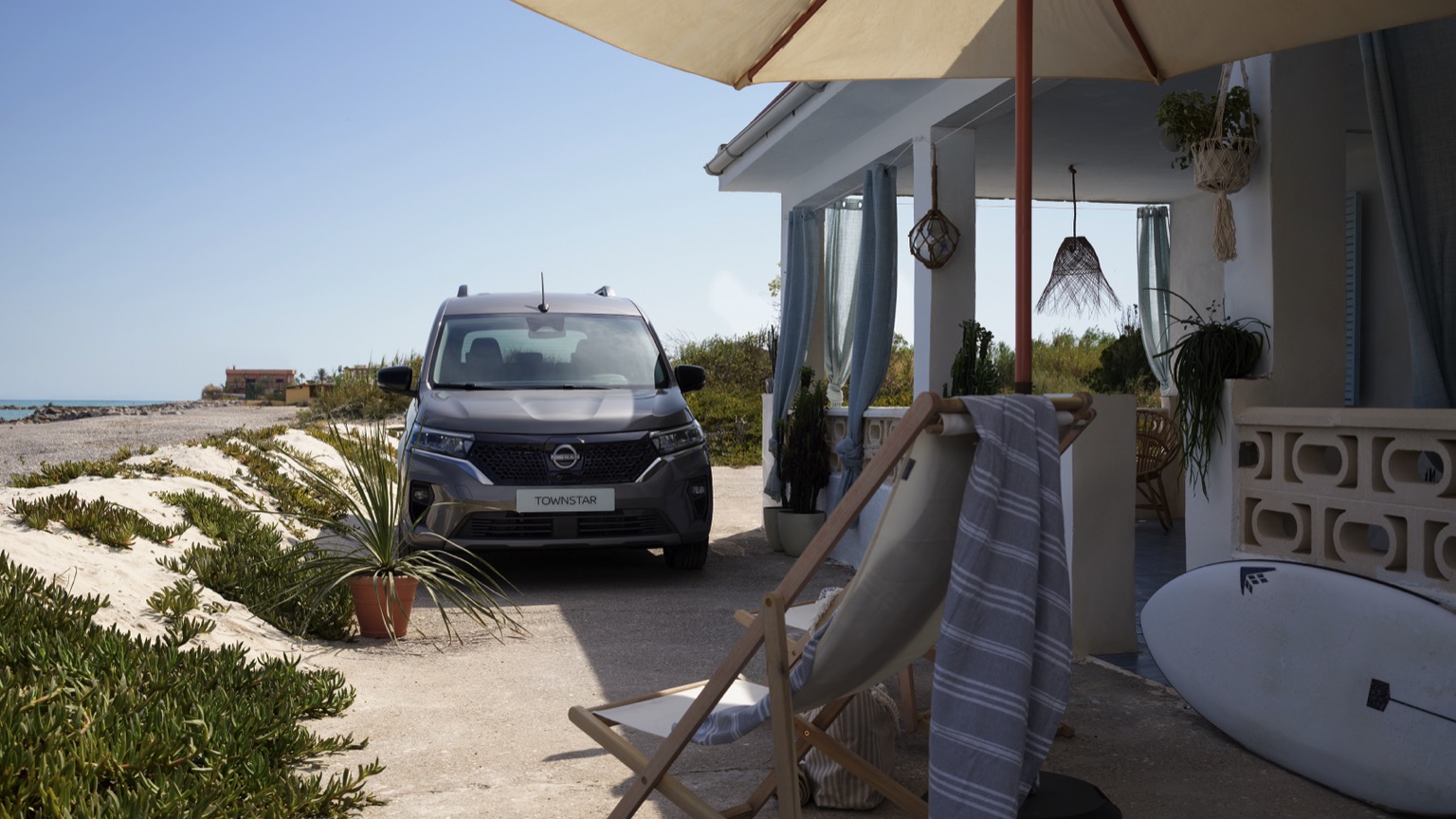 Nissan_Townstar_2023-4