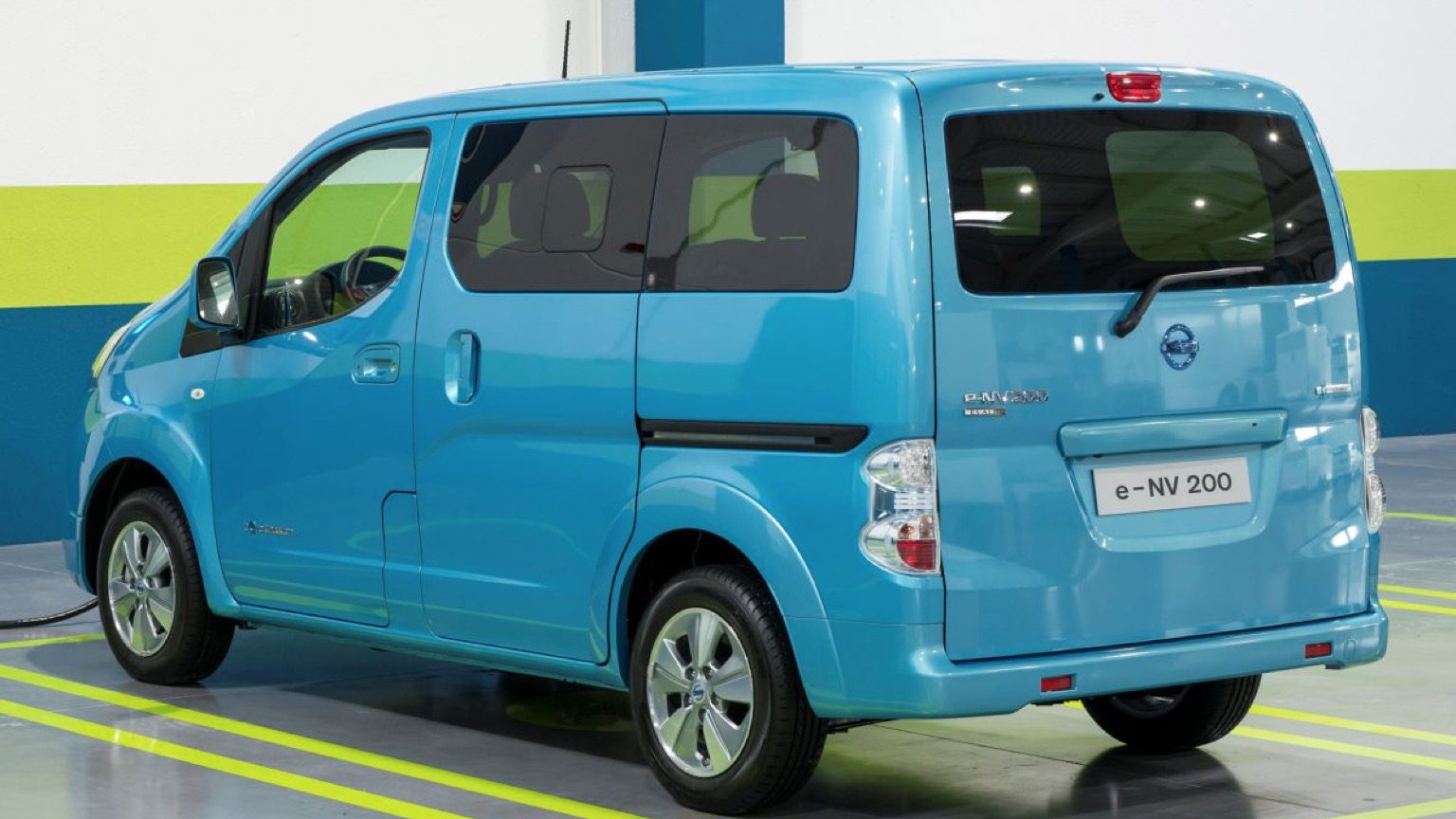 Nissan_e-NV200_Evalia-5