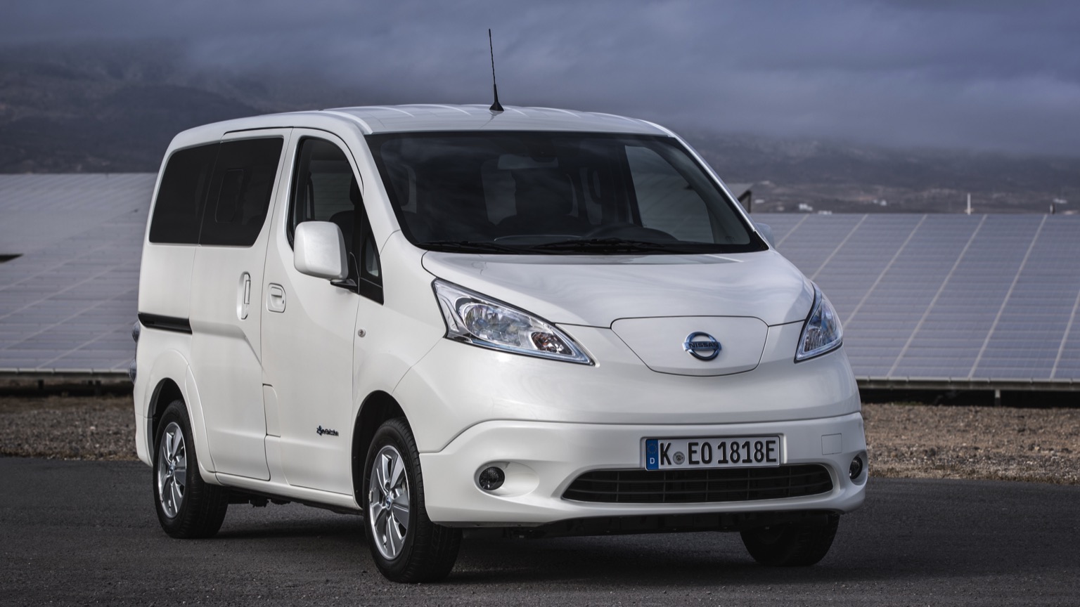 Nissan_e-NV200_Evalia_2018-12