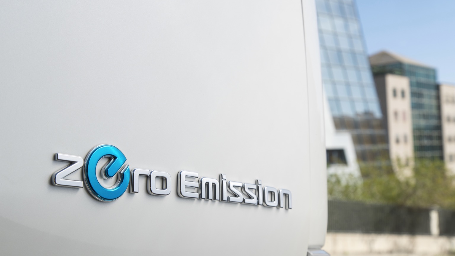 Nissan_e-NV200_Evalia_2018-15