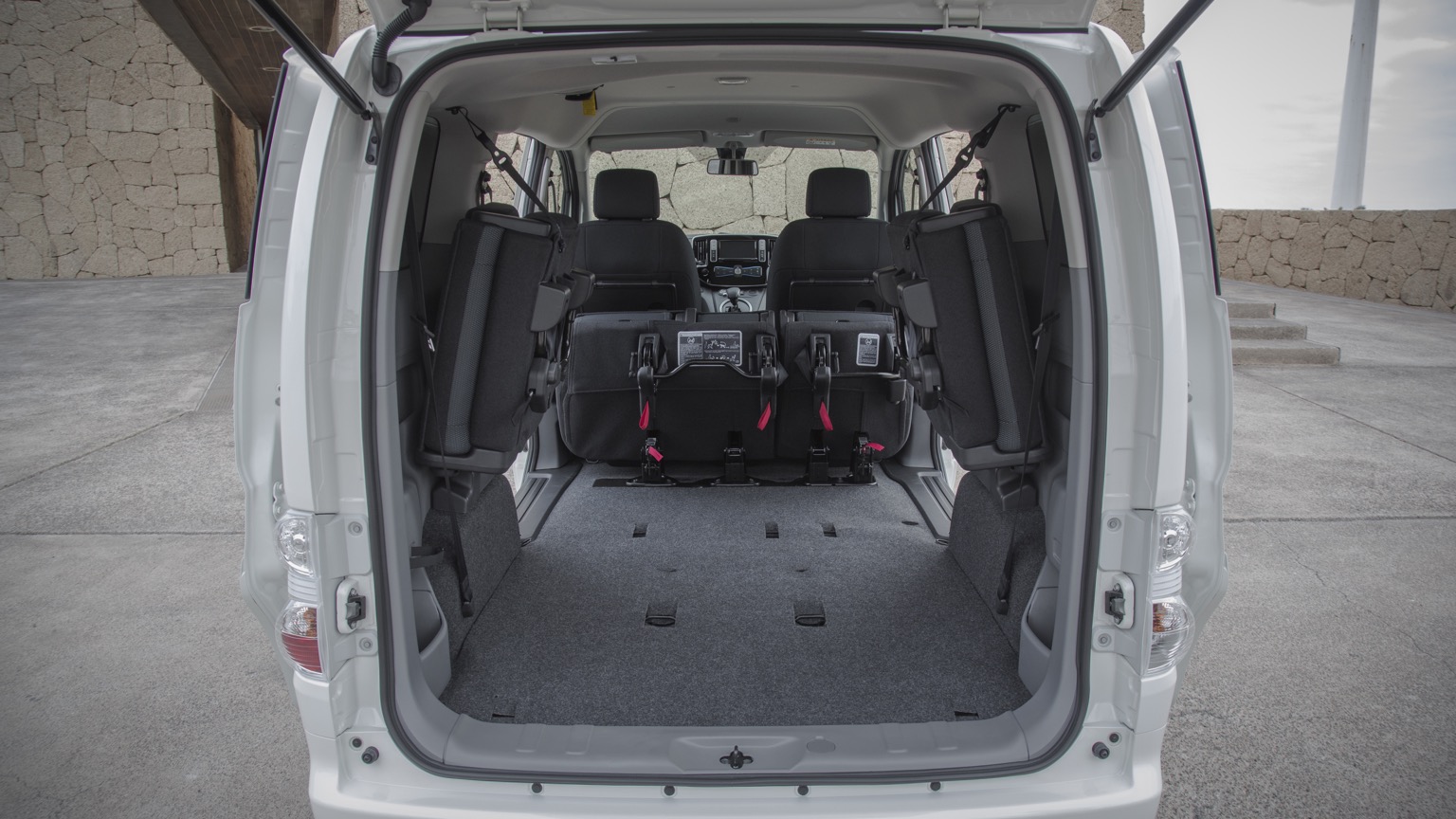 Nissan_e-NV200_Evalia_2018-20