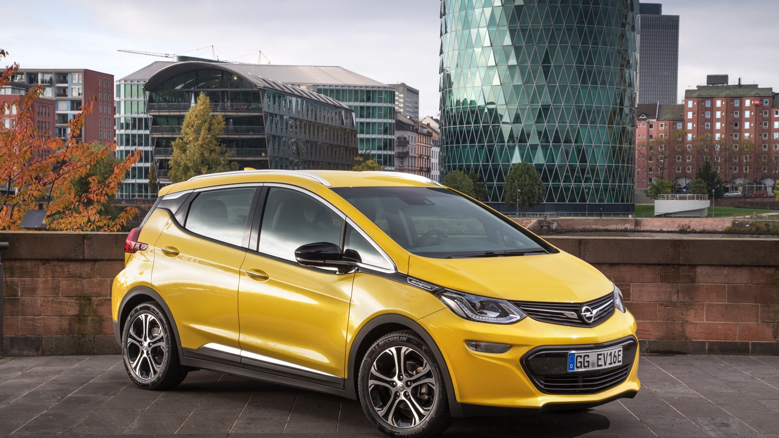Opel_Ampera-e-11