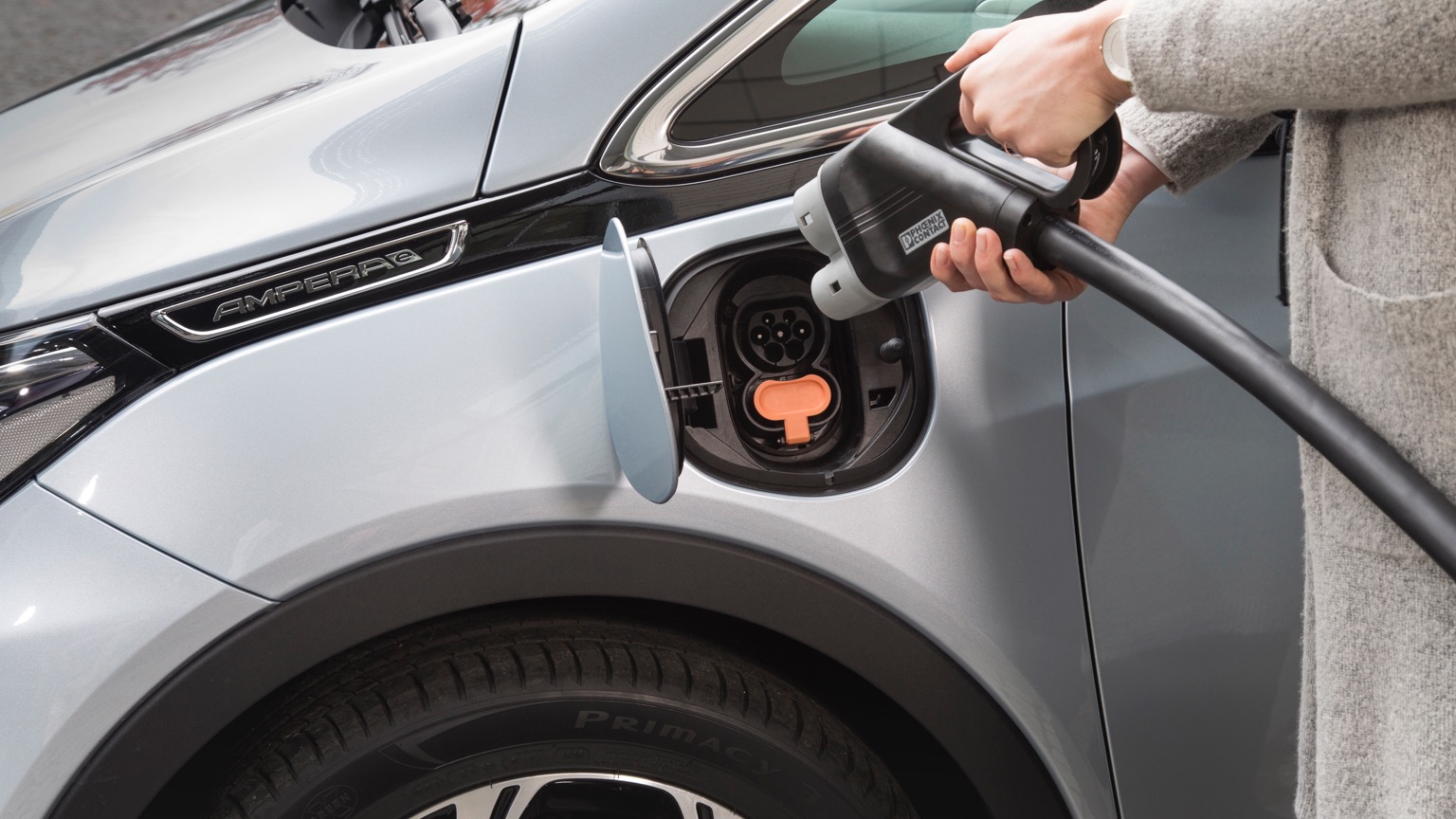 Opel_Ampera-e-16