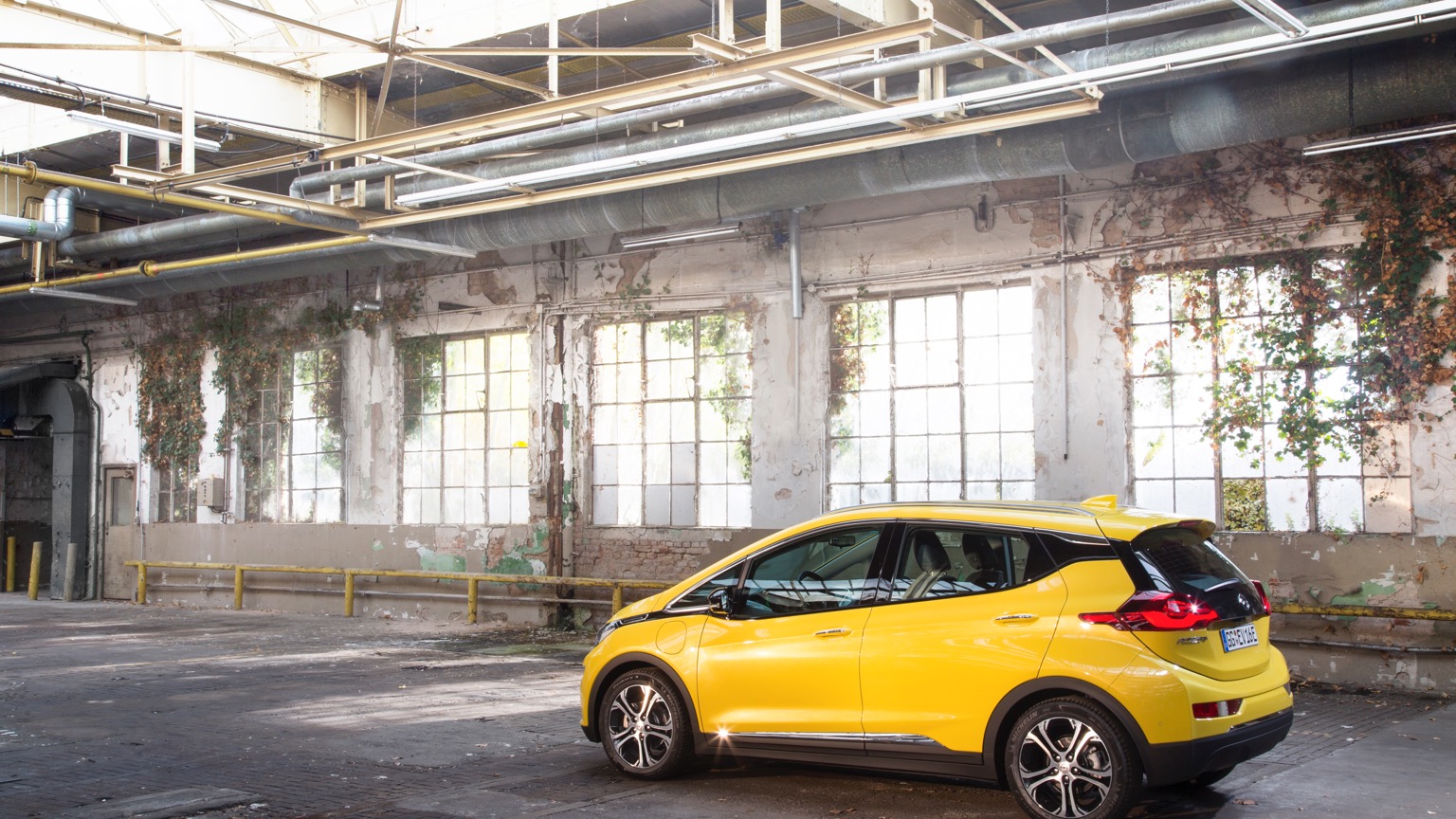 Opel_Ampera-e-7