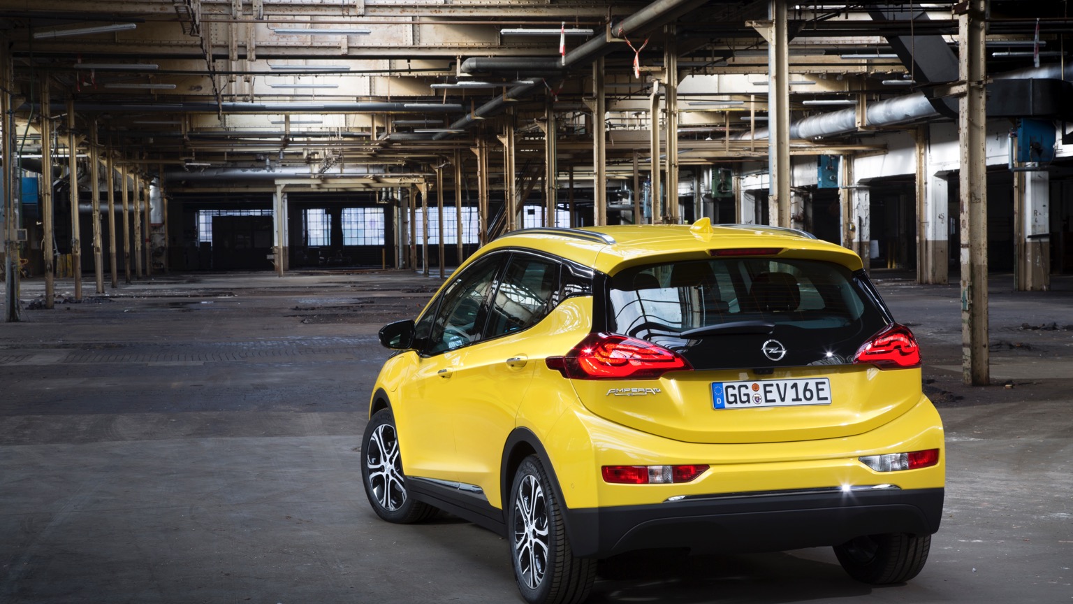 Opel_Ampera-e-9